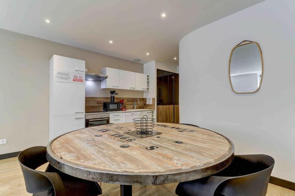 La Manufacture - Topdestination-Bourg - Centre Ville - Classe 3 Etoiles 외부 사진