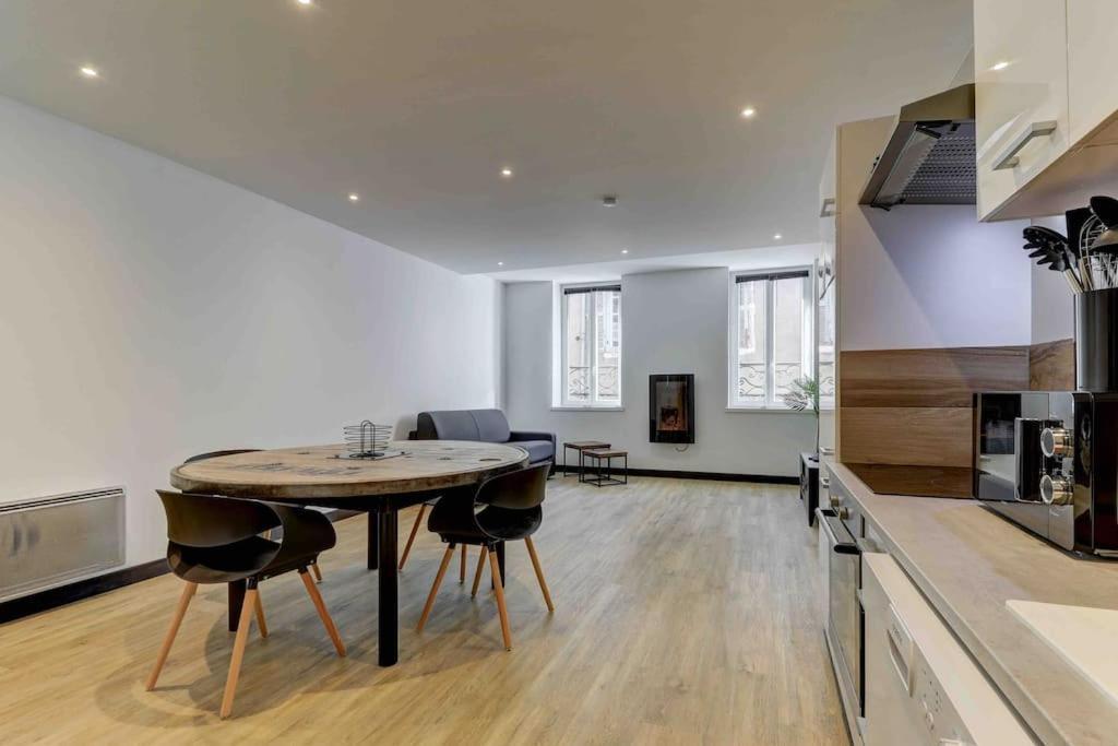 La Manufacture - Topdestination-Bourg - Centre Ville - Classe 3 Etoiles 외부 사진