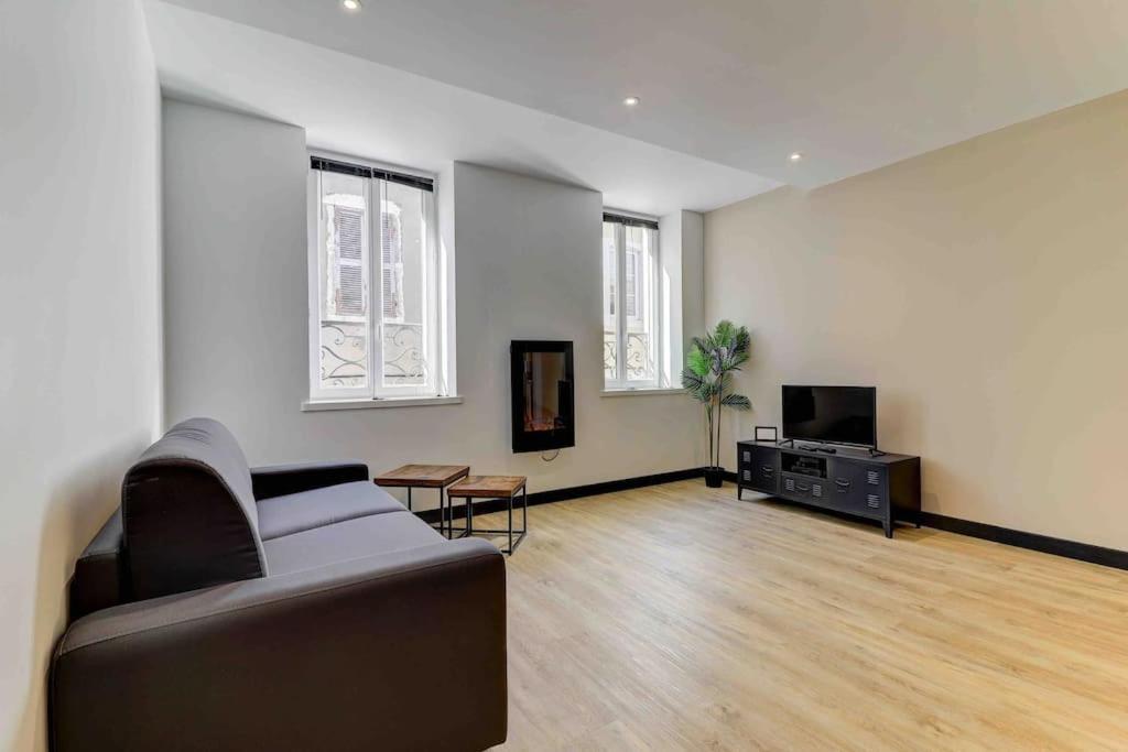 La Manufacture - Topdestination-Bourg - Centre Ville - Classe 3 Etoiles 외부 사진